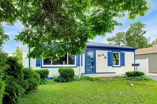 301 N Schubert St, Palatine, IL 60067 - Photo 2