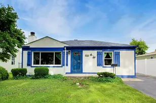 301 N Schubert St, Palatine, IL 60067 - Photo 1