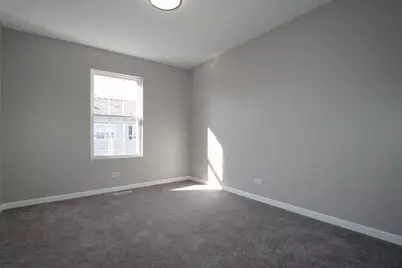 353 Springbrook Trail S, Oswego, IL 60543 - Photo 12