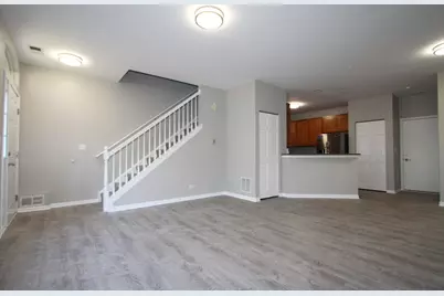 353 Springbrook Trail S, Oswego, IL 60543 - Photo 2