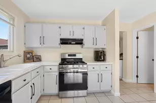 3087 Kelly Ct, Aurora, IL 60504 - Photo 14