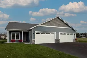 162 S Llanos St, Cortland, IL 60112 - Photo 1