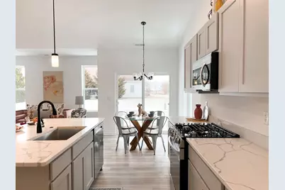 166 S Llanos Street, Cortland, IL 60112 - Photo 26