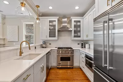 3302 N Racine Avenue #3, Chicago, IL 60657 - Photo 10