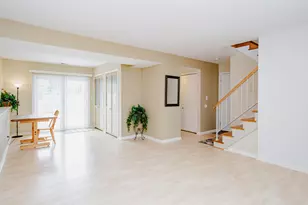 1920 Crescent Ln, Hoffman Estates, IL 60169 - Photo 22