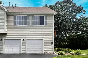 263 S Collins St, South Elgin, IL 60177 - Photo 1