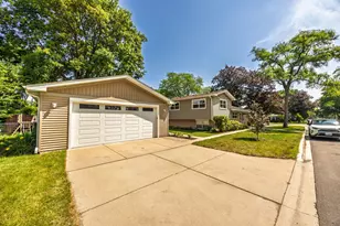 106 W Cedar St, Arlington Heights, IL 60005 - Photo 28