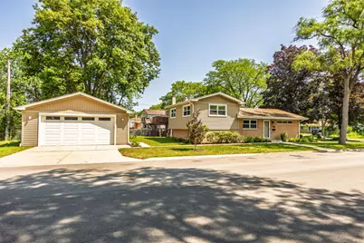 106 W Cedar Street, Arlington Heights, IL 60005 - Photo 30