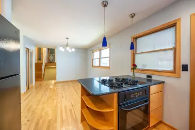 106 W Cedar Street, Arlington Heights, IL 60005 - Photo 12