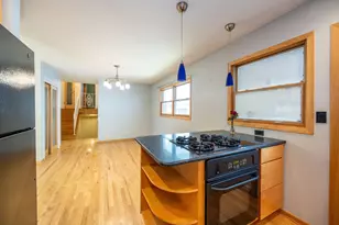 106 W Cedar St, Arlington Heights, IL 60005 - Photo 12