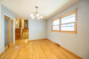 106 W Cedar St, Arlington Heights, IL 60005 - Photo 8