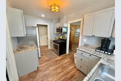 309 Leafland Avenue, Centralia, IL 62801 - Photo 4