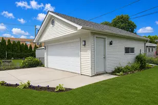 4727 N Newcastle Ave, Harwood Heights, IL 60706 - Photo 30