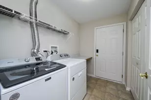 3169 Saganashkee Ln, Naperville, IL 60564 - Photo 16