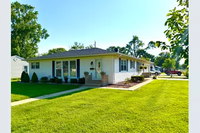 1402 Jonquil Street, Centralia, IL 62801 - Photo 2