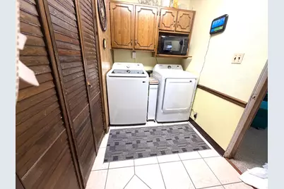 1402 Jonquil Street, Centralia, IL 62801 - Photo 10