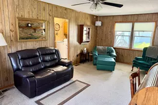 1402 Jonquil St, Centralia, IL 62801 - Photo 12