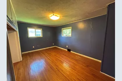 302 N Pine Street, Wenona, IL 61377 - Photo 10