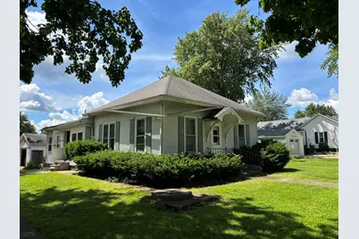 302 N Pine Street, Wenona, IL 61377 - Photo 2