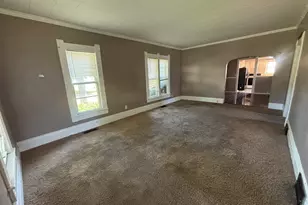 302 N Pine St, Wenona, IL 61377 - Photo 6