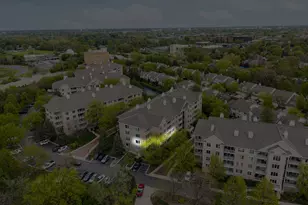 1715 Pavilion Way, Park Ridge, IL 60068 - Photo 2