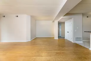 1715 Pavilion Way, Park Ridge, IL 60068 - Photo 16
