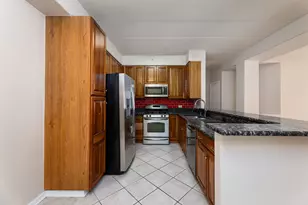 1715 Pavilion Way, Park Ridge, IL 60068 - Photo 14