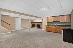 1858 Golf View Dr, Bartlett, IL 60103 - Photo 20