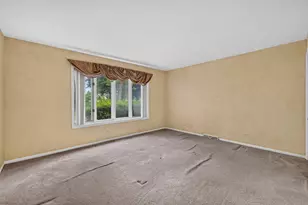 1858 Golf View Dr, Bartlett, IL 60103 - Photo 12