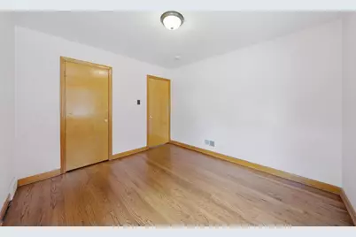 4000 Clarence Avenue, Berwyn, IL 60402 - Photo 12