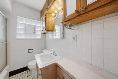 4000 Clarence Avenue, Berwyn, IL 60402 - Photo 8