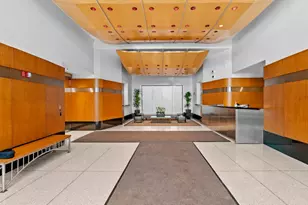 512 N McClurg Ct, Chicago, IL 60611 - Photo 2
