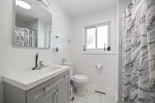 6136 N Talman Ave, Chicago, IL 60659 - Photo 12
