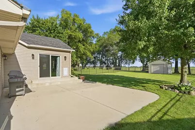 46 Lake Metonga Trail, Grant Park, IL 60940 - Photo 36