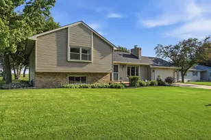 46 Lake Metonga Trail, Grant Park, IL 60940 - Photo 32