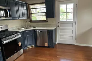 8855 S Komensky Ave, Hometown, IL 60456 - Photo 10