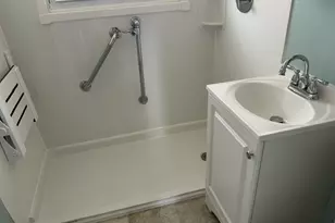 8855 S Komensky Ave, Hometown, IL 60456 - Photo 14