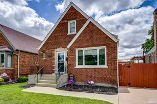 3631 W 103rd St, Chicago, IL 60655 - Photo 2