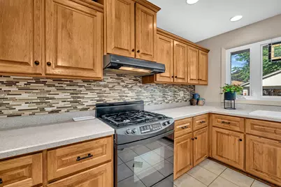 14548 Knox Avenue, Midlothian, IL 60445 - Photo 10