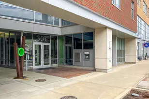 301 N Neil St, Champaign, IL 61820 - Photo 34