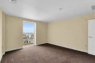 301 N Neil St, Champaign, IL 61820 - Photo 52