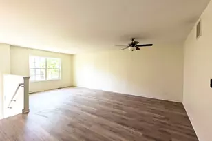 593 Treble Ln, Volo, IL 60073 - Photo 2