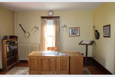 115 E Court Street, Cambridge, IL 61238 - Photo 4