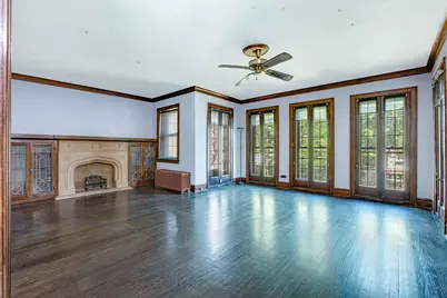 7047 N 26th Parkway, Berwyn, IL 60402 - Photo 2