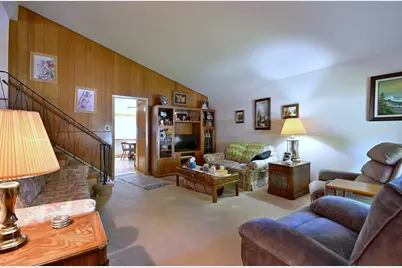 8925 S 49th Court, Oak Lawn, IL 60453 - Photo 4