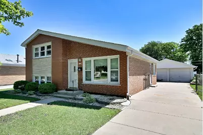 8925 S 49th Court, Oak Lawn, IL 60453 - Photo 2