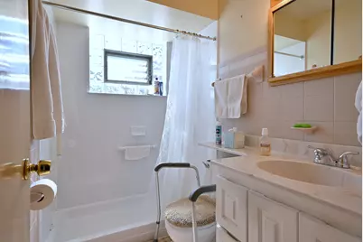 8925 S 49th Court, Oak Lawn, IL 60453 - Photo 14