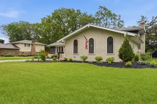 1314 Grandview Dr, New Lenox, IL 60451 - Photo 4