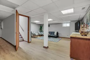 90 Southfield Dr, Vernon Hills, IL 60061 - Photo 32