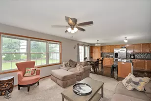 1013 Heron Ave, Peotone, IL 60468 - Photo 6